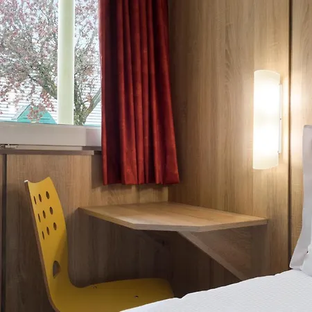The Originals Access Aeroport, 2* Aurillac